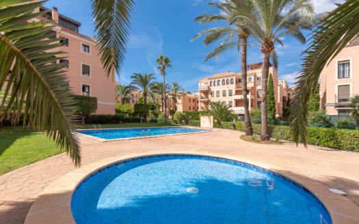 Living by the sea – apartment in Portixol